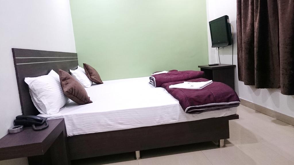 Hotel Preetam Aurangabad Номер фото